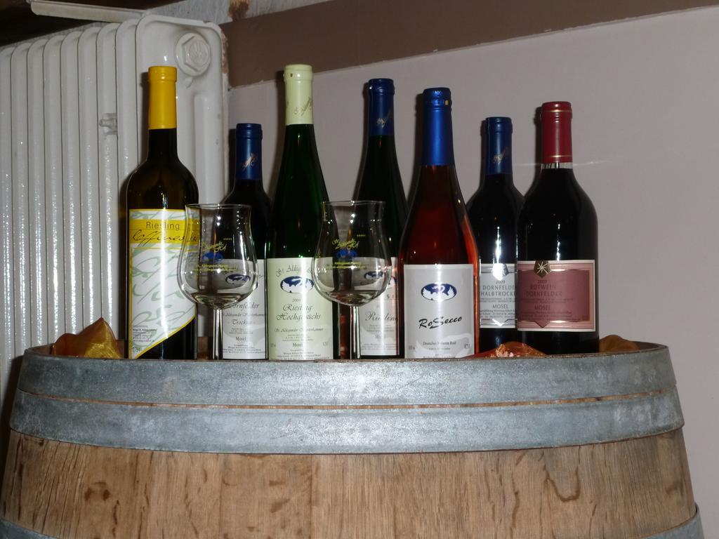 Wein- Und Gaestehaus St. Aldegundishof Sankt Aldegund Exteriér fotografie